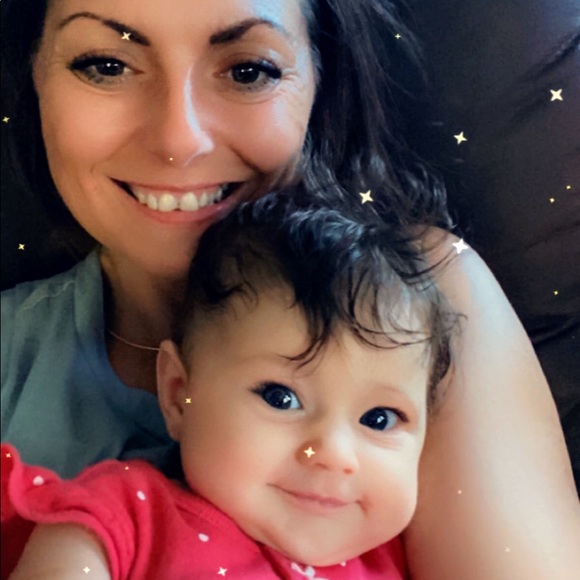 Meet your Posher, Joanie - Picture 6 of 9